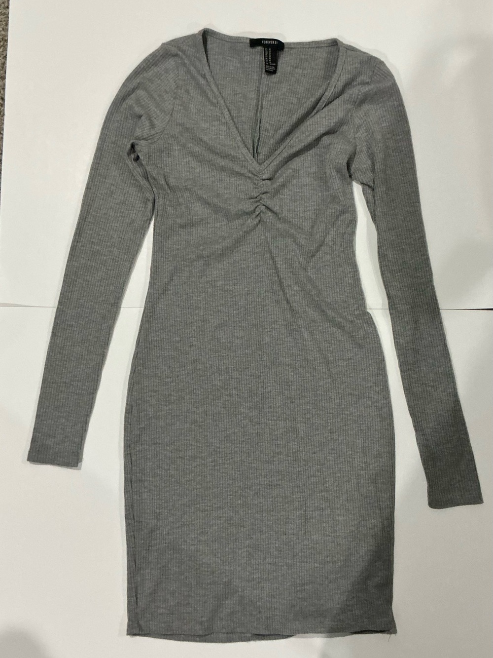 Forever 21 Gray Ribbed V-Neck Long Sleeve Bodycon Dress